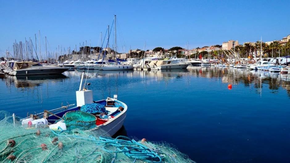 Studio Avec Parking Tout A Pied Et Calme Bandol Exterior foto