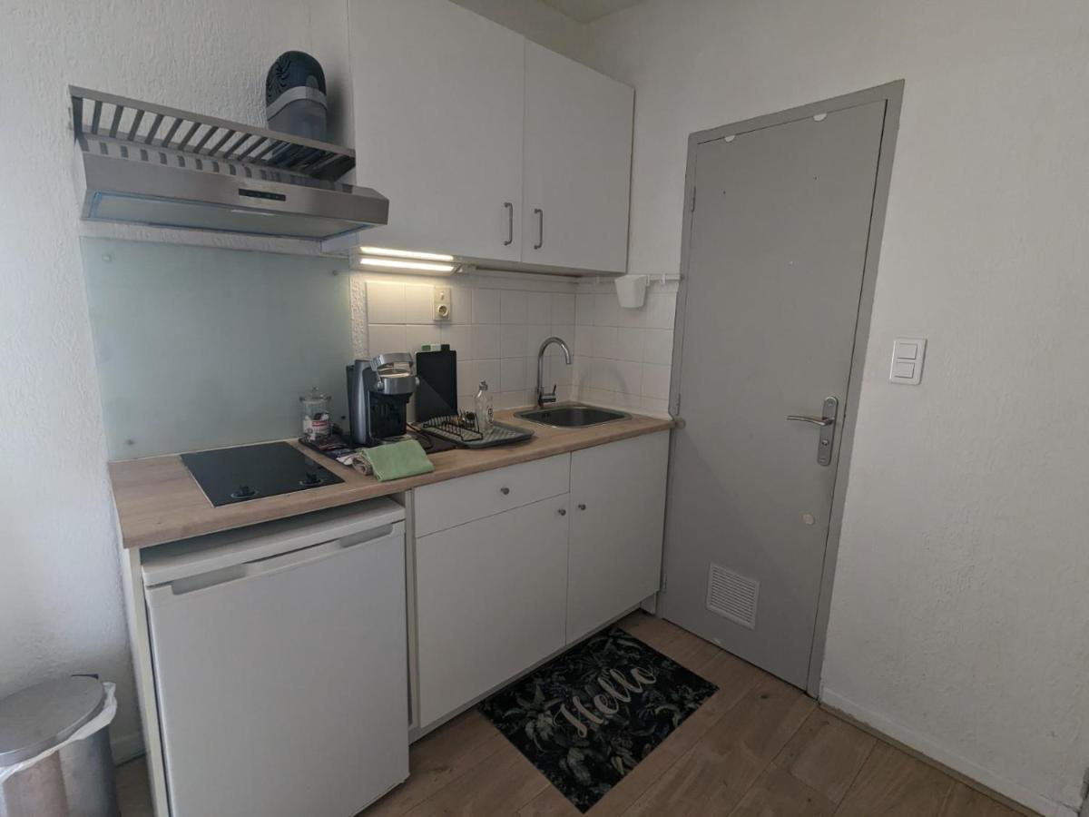 Studio Avec Parking Tout A Pied Et Calme Bandol Exterior foto